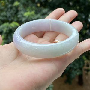 Elegant Jade Bangle Bracelet